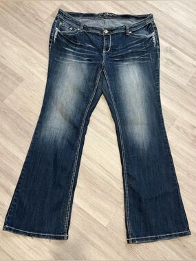 931: Ariya Dark Blue Flare Jeans with Faded Whiskering - 20W